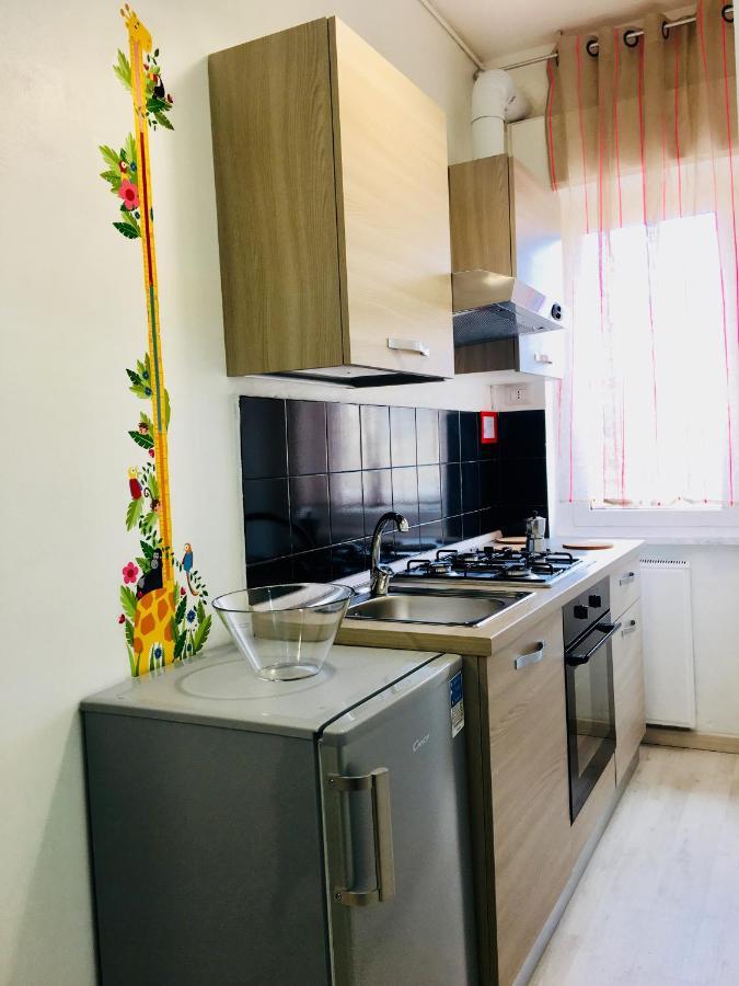 Milan Adrian Apartments Bagian luar foto